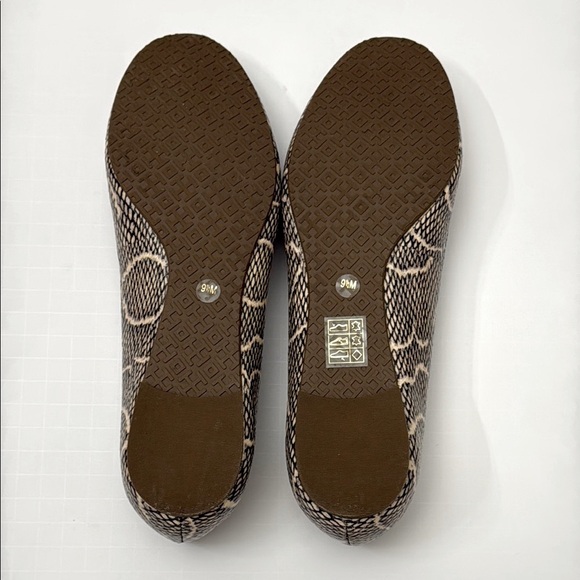 Tory Burch Phyton Embossed Reva Ballet Flats Size 9 1/2 M - Picture 10 of 13